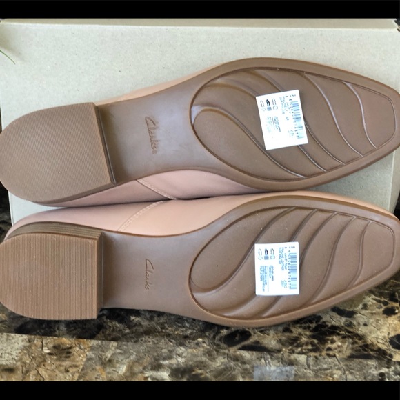 NEW Clarks Women's Juliet Palm Slip-On - Picture 3 of 16